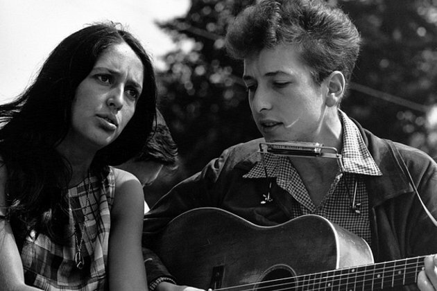 Rocking through the pandemic: The value of music lyrics