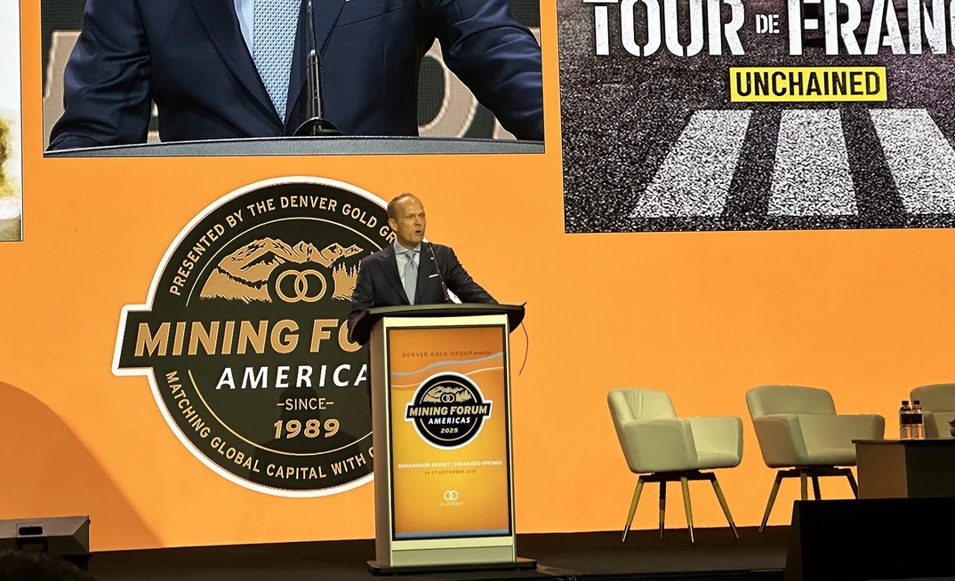 Incrementum's Ronnie Stöferle addresses delegates at Mining Forum Americas 2025