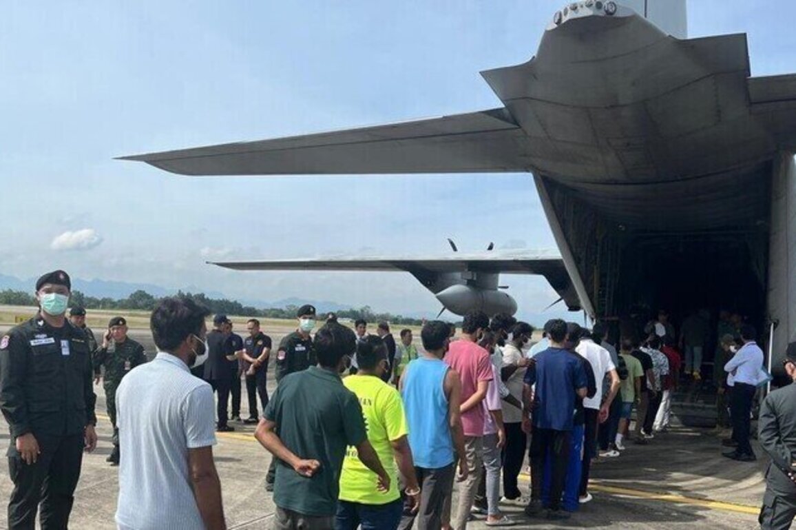 India repatriates hundreds lured to work in cyber scams