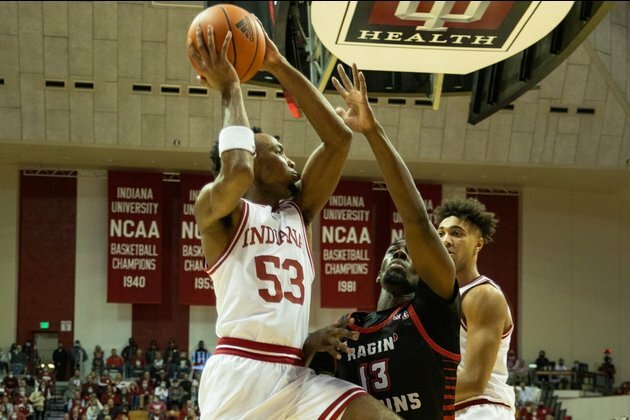 Defense keys undefeated Indiana's rout of Louisiana