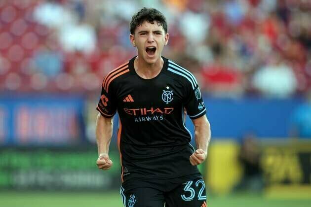 Alonso Martinez's hat trick lifts NYCFC past FC Dallas