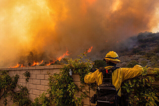 Over 17,000 ordered to evacuate due to Southern California wildfire