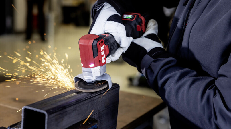 FLEX Cordless 12 V Mini Angle Grinder