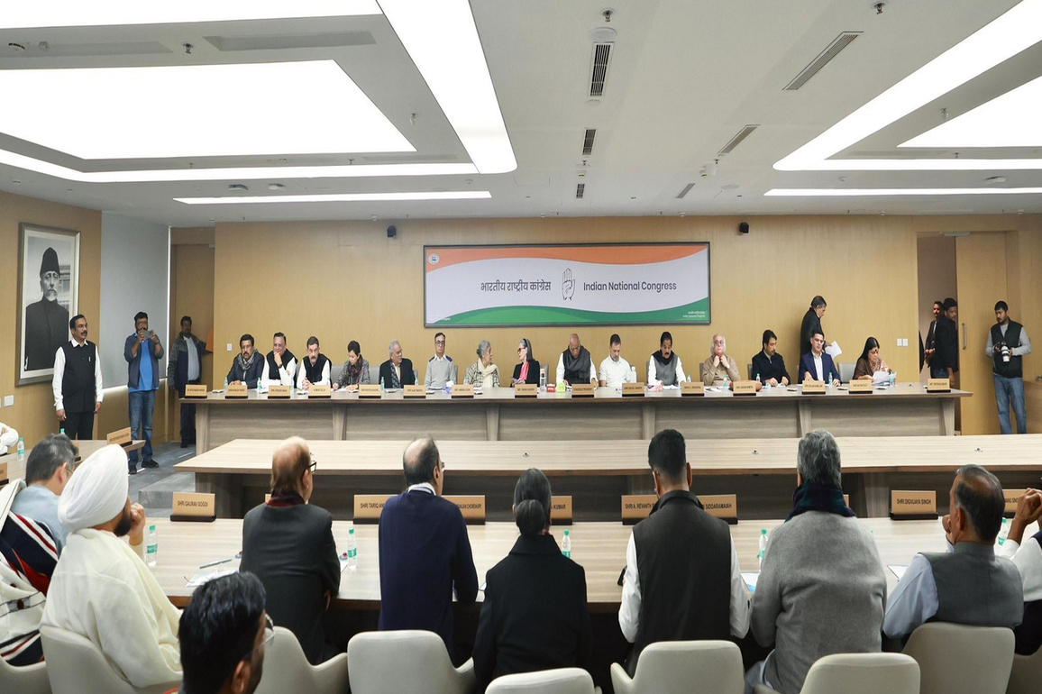 "We took oath to protect MNREGA": Congress president Kharge announces 'Save MNREGA' campaign from Jan 5 after CWC meeting