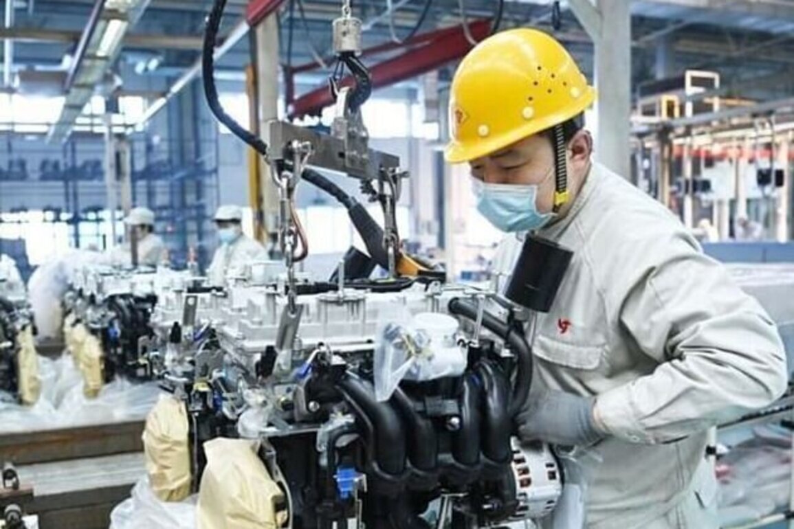 China's factory activity contracts for second month