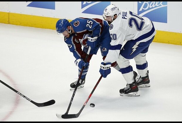 Avs grab finals opener on Andre Burakovsky's OT goal