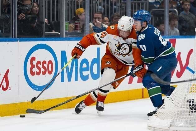 Ducks dump Canucks in another come-from-behind win