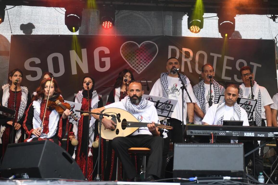 Political cracks mar Eurovision song contest's 70th anniversary
