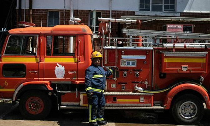Zimbabwe fire brigade on frontline after protests Zimbabwe fire brigade on frontline after protests