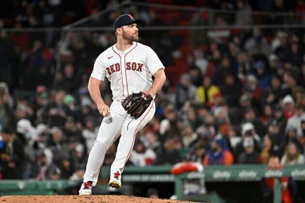 Reports: Cubs sign RHP Liam Hendriks to minor league deal