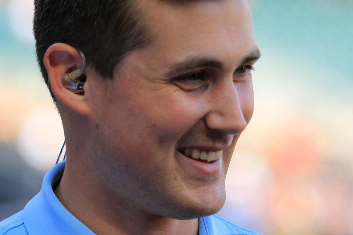 Atlanta Braves Reporter Asks Woman For Number On Live TV  UK Media