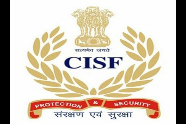 Kerala: CISF apprehends man with foreign currency worth Rs 3.76 L