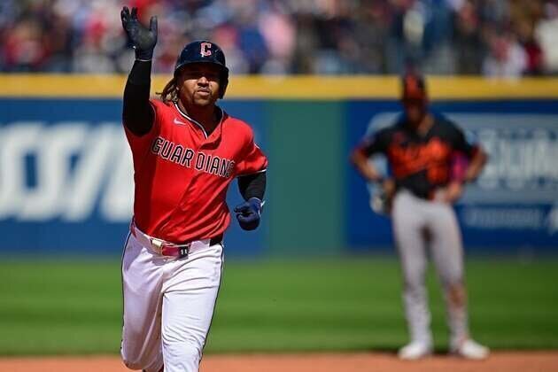 Guardians out to keep good vibes going vs. reeling Astros