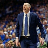 Last-second bucket lifts No. 15 Kentucky over Oklahoma
