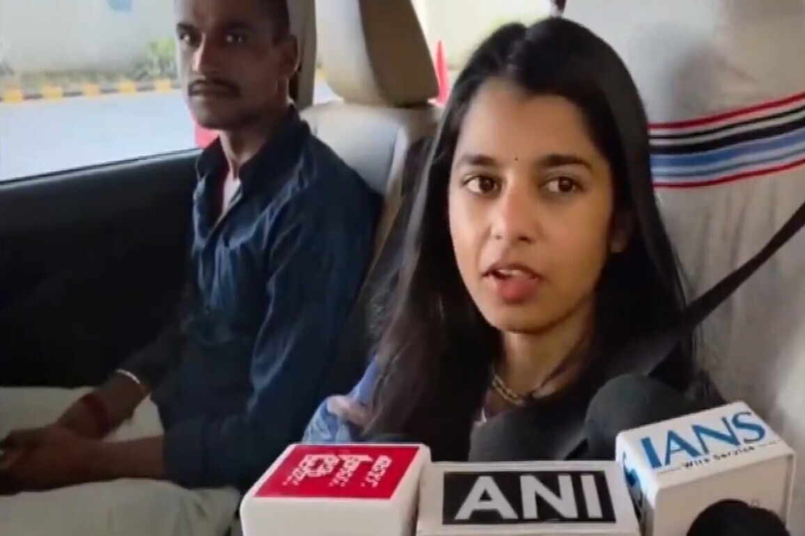 "Today everything will become clear": BJP MLA Maithili Thakur on Bihar CM announcement