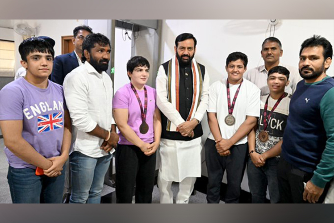 Haryana CM Nayab Singh Saini meets Asian Wrestling Championship 2025 medalists