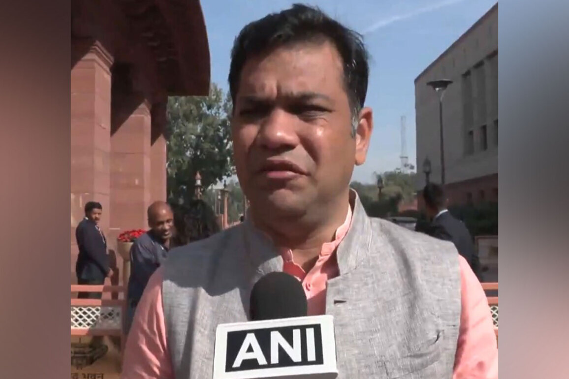 Congress MP Hibi Eden moves notice to oppose introduction of 131st Constitutional Amendment bill