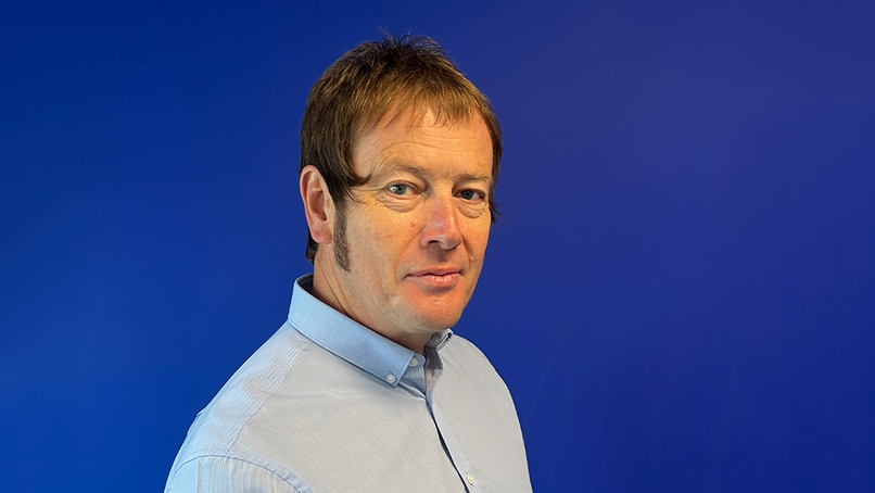 Simon Russell