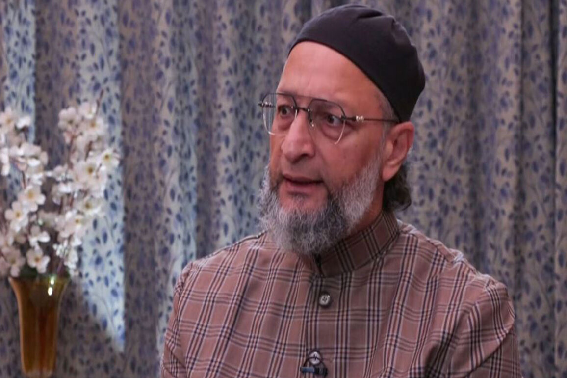 AIMIM's Owaisi says 'India moving toward becoming a theocratic nation' amid Vande Mataram row