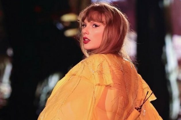 Taylor Swift gets emotional as she receives minutes-long standing ovation at Toronto Eras Tour performance