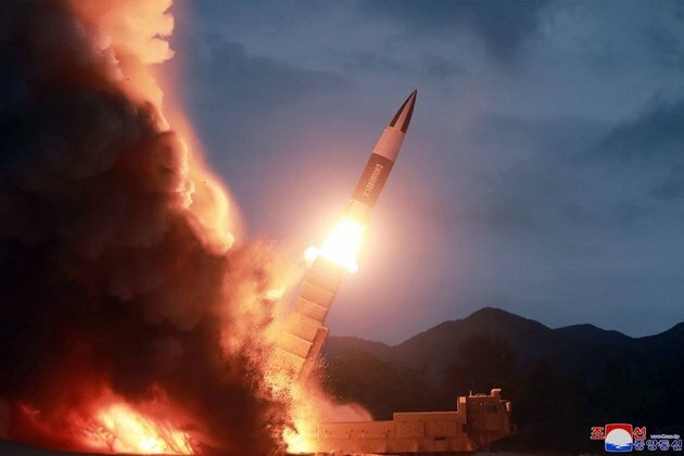 North Korea fires two short-range &#039;ballistic missiles&#039; into sea