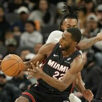 Spurs out to first 5-0 start after holding off Heat