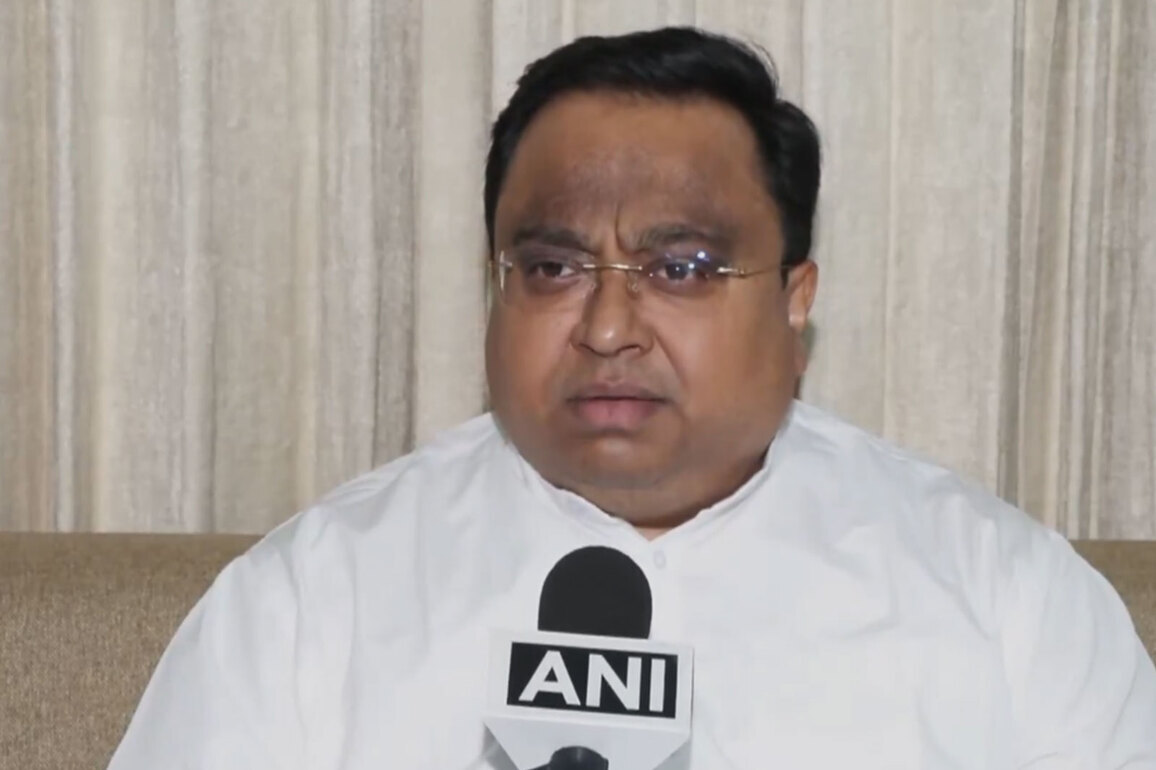 "Lot of challenges ahead": BJD MP Sasmit Patra congratulates VD Satheesan on taking oath as Keralam CM