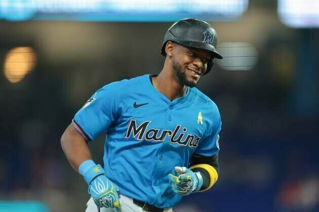 Otto Lopez has breakout game to lift Marlins over Phillies