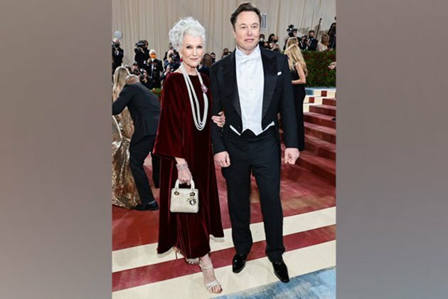Elon Musk makes first public appearance at Met Gala post Twitter takeover