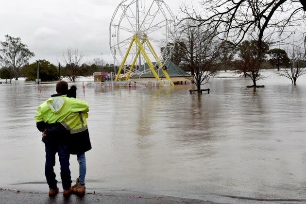 Thousands in Sydney Under Evacuation Orders