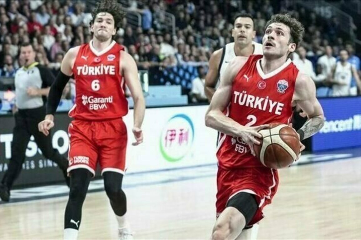Turkey reaches EuroBasket final vs. Germany