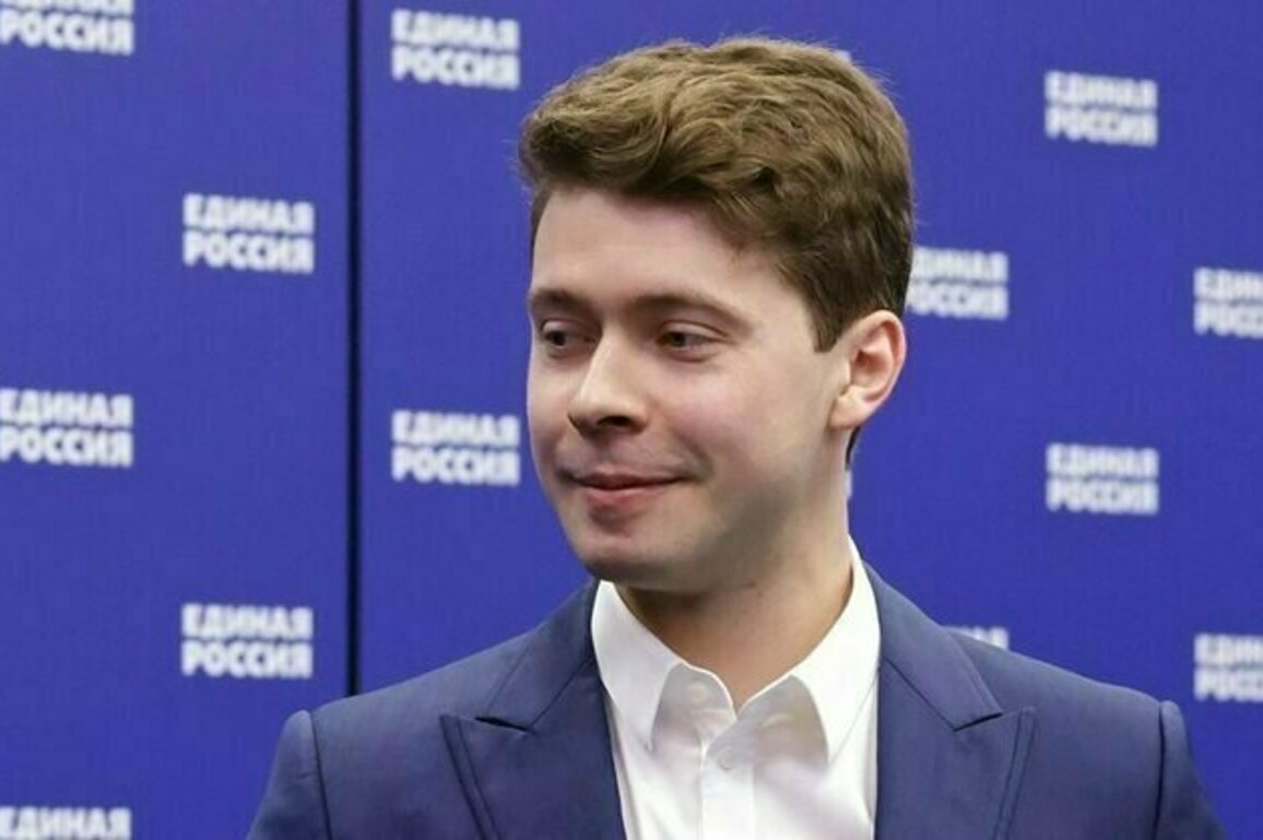 Dmitry Medvedev's Son Works For Russian Military Giant, RFE/RL Finds
