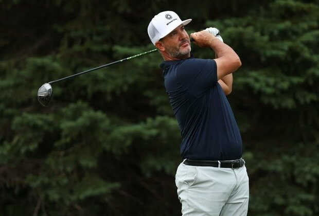 Scott Piercy extends lead to 4 shots at 3M Open