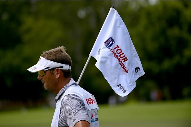 Report: PGA Tour to aid golfers, caddies in financial need