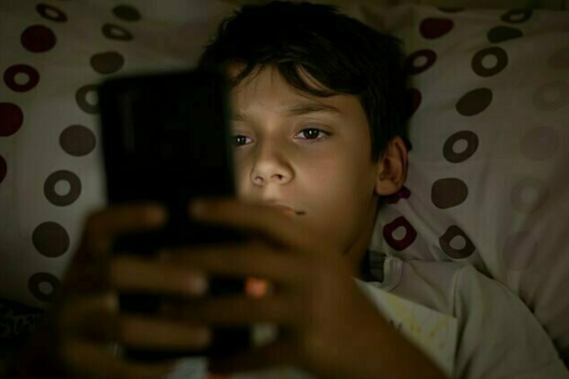 Google is rolling out its Gemini AI chatbot to kids under 13. It's a risky move