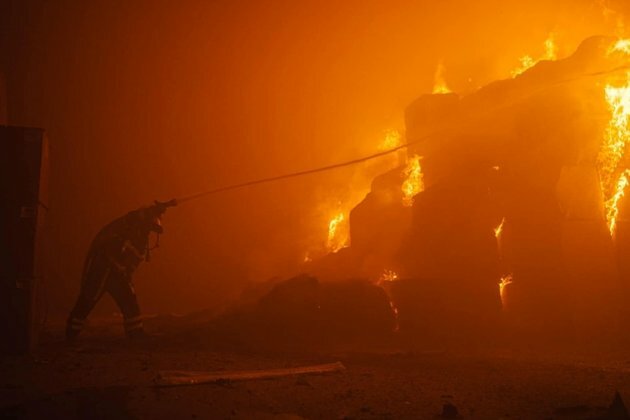 Russia Launches Largest Drone Attack on Ukraine&#039;s Capital