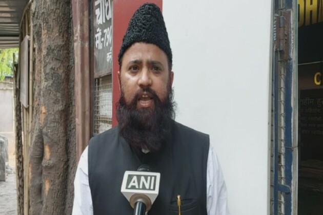'Trying to mislead and waste the court's time': Muslim cleric on petitions against Waqf Act in SC