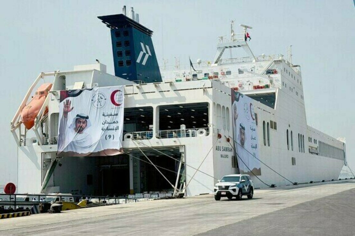 UAE's 9th Hamdan humanitarian ship departs to Gaza under 'Operation Chivalrous Knight 3'