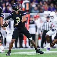 Prolific Washington QB Demond Williams Jr. faces reeling Michigan defense