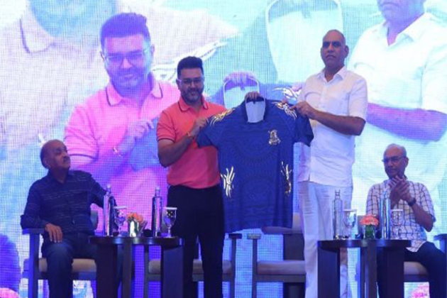 Parthiv Patel, Siddhant Sharma, Priyansh Arya and Suyash Sharma unveil Outer Delhi Warriors jersey