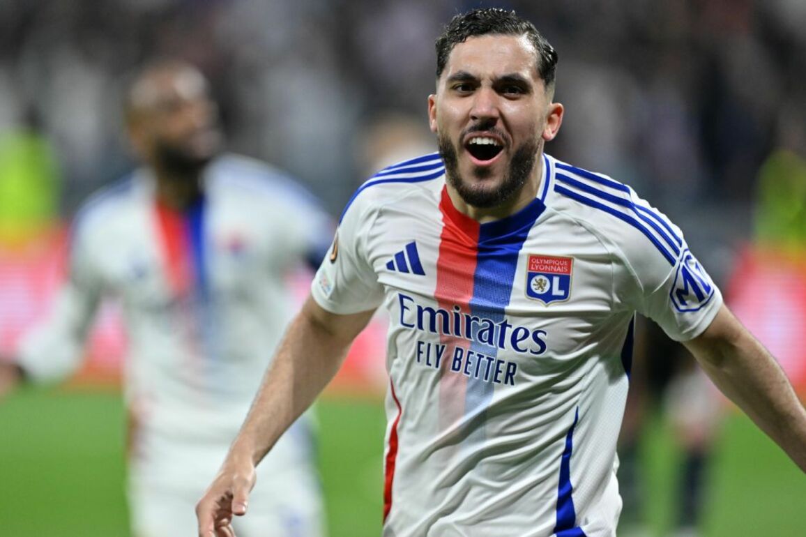 Sources- Man City closing on Rayan Cherki deal for 33.7m from Lyon - ESPN