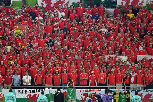 Fans allowed to wear rainbow hats at World Cup stadiums