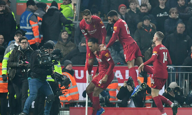 In Pictures | Liverpool Beat Man Utd 2 0
