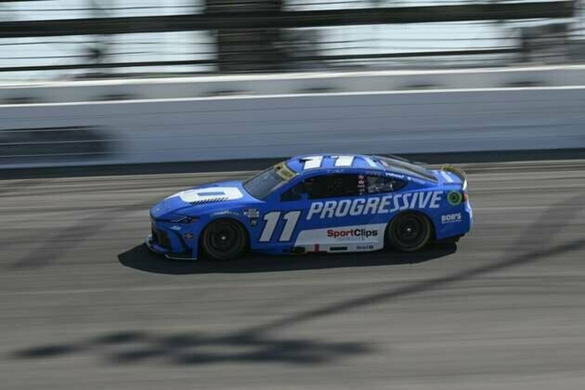 Denny Hamlin wins Enjoy Illinois 300 for fifth Cup victory of season