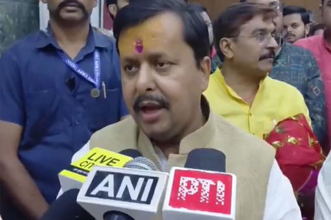 Bihar: BJP President Nitin Nabin visits Mahavir Mandir on the occasion of Ram Navami