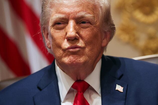 Trump threatens to BOMB US ally sparking confusion in wild Cabinet meeting