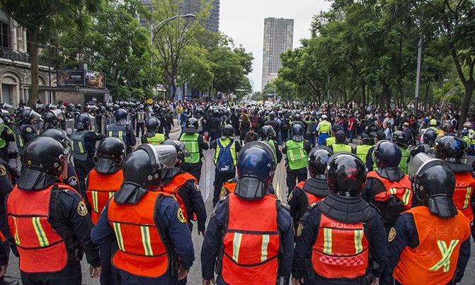 Mexico orders arrest of soldiers over case of 43 missing students Mexico orders arrest of soldiers over case of 43 missing students