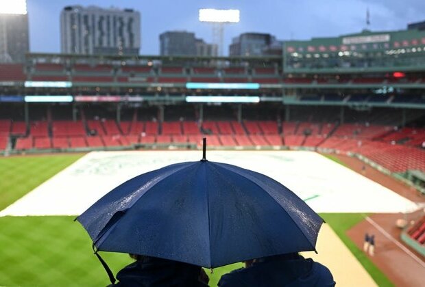 Yankees, Red Sox rained out again; DH on Thursday