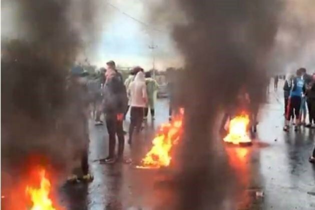 Iraq activist shot dead as protesters cut roads again