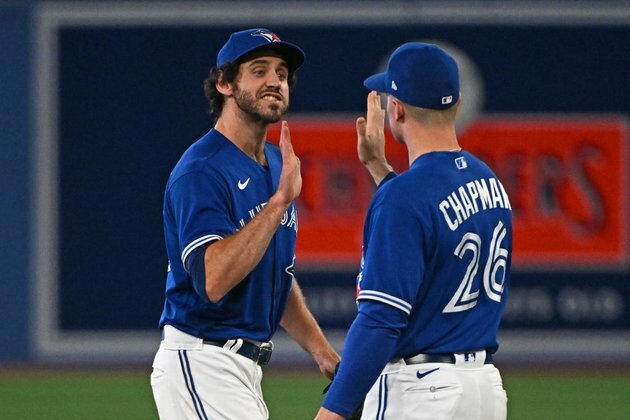 Jays visit Baltimore with eyes on top wild card